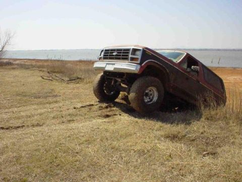1984 Ford Bronco photo