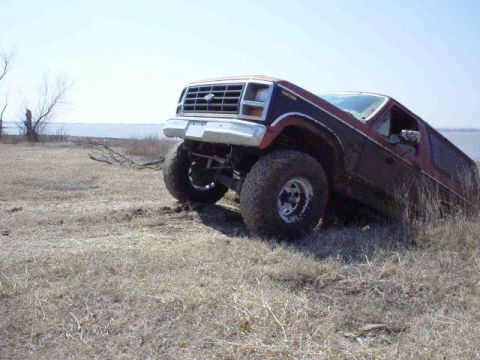 1984 Ford Bronco photo