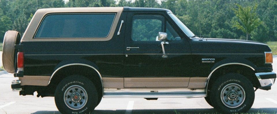 1988 Ford Bronco “Snakem”