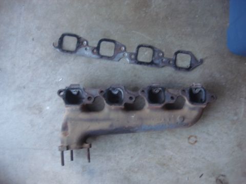 1983 Ford Bronco - you can see all the soot from the leaks.