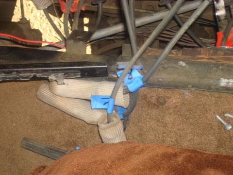1983 Ford Bronco - i removed and labled the wires as I did on the other side.