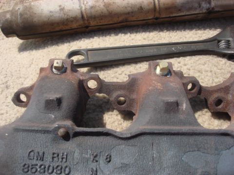 1983 Ford Bronco - I went to Home Depot for new brass plugs. I put some anti-size on the threads and installed.
