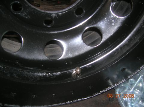1985 Ford Bronco - valve stem clearance