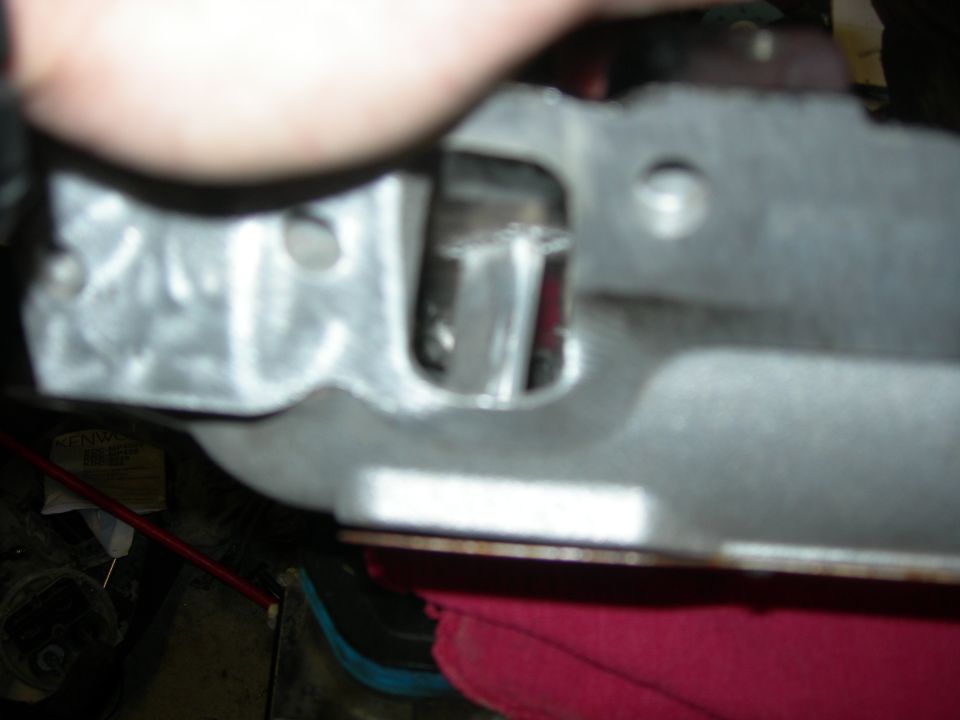 Air diverter/roof support at the rear.