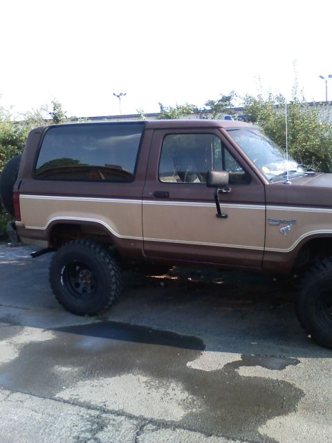 1984 Ford Bronco II photo