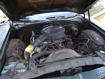 1975 Ford Ranchero - Under the hood