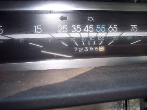 1972 Ford Ranchero - The odometer reads 723665 miles, with the speedometer indicating a speed between 15 and 25 mph.