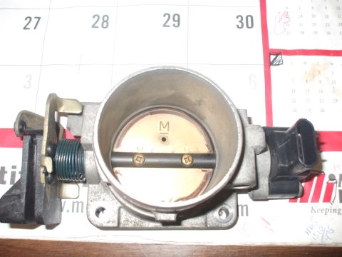 Throttle body port before and after w/half shaft - 2003 Ford Crown Victoria
