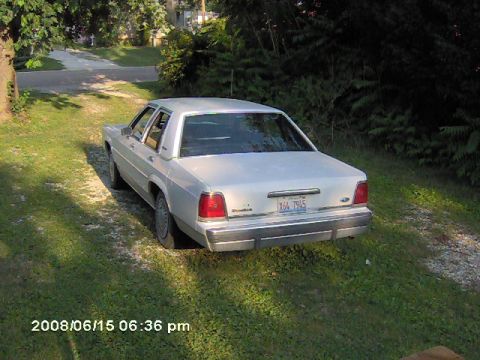 1991 Ford Crown Victoria LTD photo