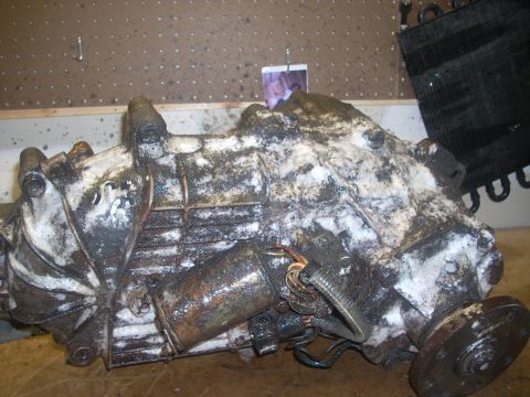 1992 Ford Bronco - This transfer case is heavily soiled, obscuring any identifying marks or model year information.