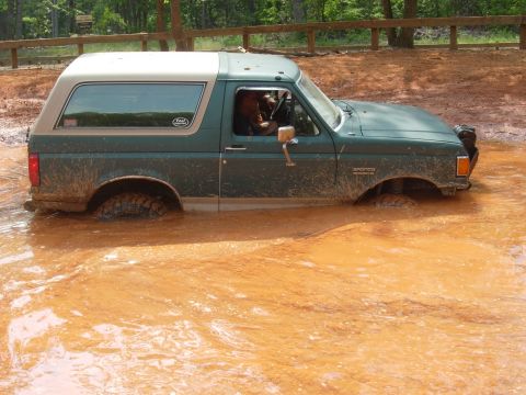 1995 Ford Bronco photo