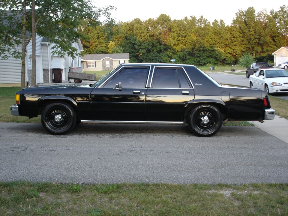 1987 Ford Crown Victoria LTD “The POS”
