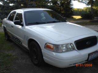 2002 Ford Crown Victoria “Vicky”