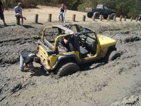 1985 Toyota Hilux photo