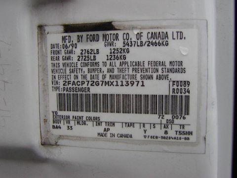 1991 Ford LTD Crown Victoria - Ford of Canada vehicle certification data plate showing VIN 2FACP72G7MX113971, GVWR, axle ratings and paint/trim codes.