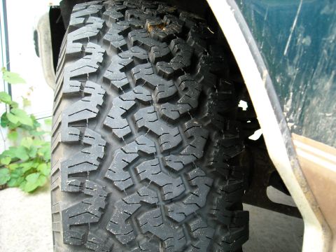 1994 Ford Bronco - new 32x1150 BFG ATs
