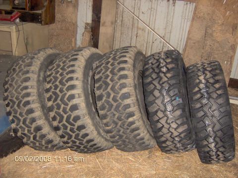 1987 Ford Bronco - new tires for the beast