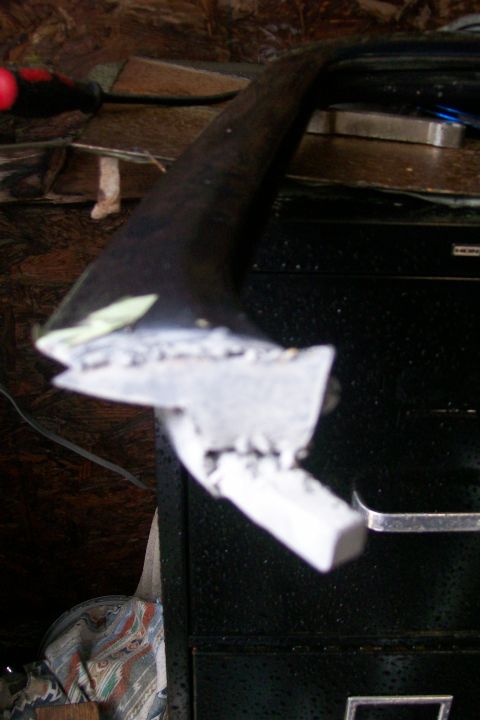1988 Ford Bronco - Post for the window frame.