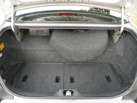2004 Mercury Marauder - It has the trunk organizer