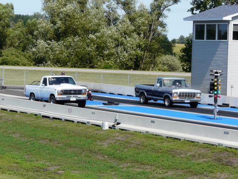 1994 Ford F-150 - Racing against my cousin in his 1979 F150 for the first time.