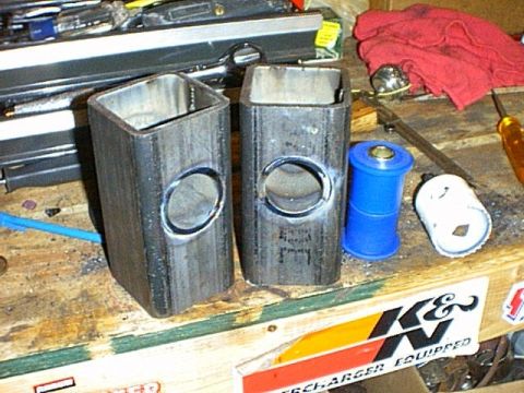 1995 Ford Bronco - Used .25" thk square tubing for custom shackle hangers.