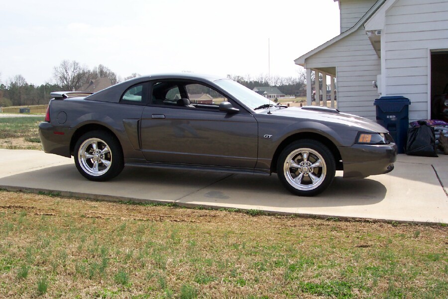 2003 Ford Mustang