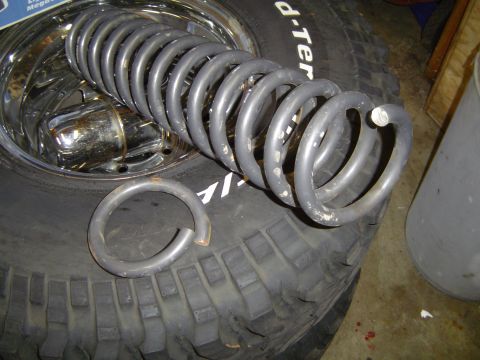 1978 Ford Bronco - I had already cut the springs to fit the spring cup better, now I cut 1 full coil.
