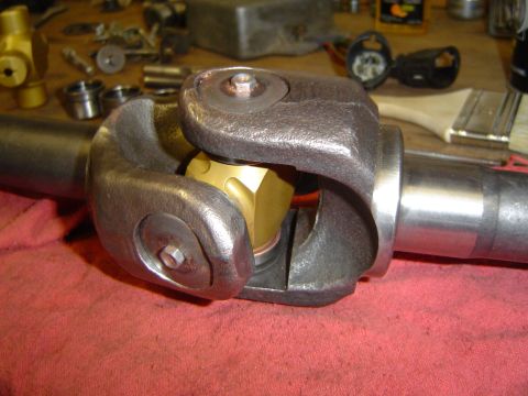 1978 Ford Bronco - Grease fittings installed, then pumped in grease till i felt resistance