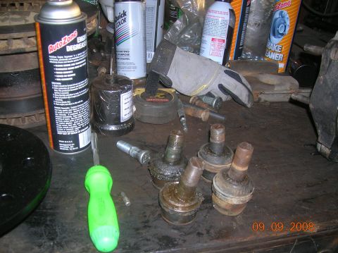 1985 Ford Bronco - old ball joints