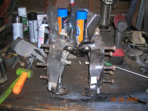1985 Ford Bronco - new ball joints pressed in....
