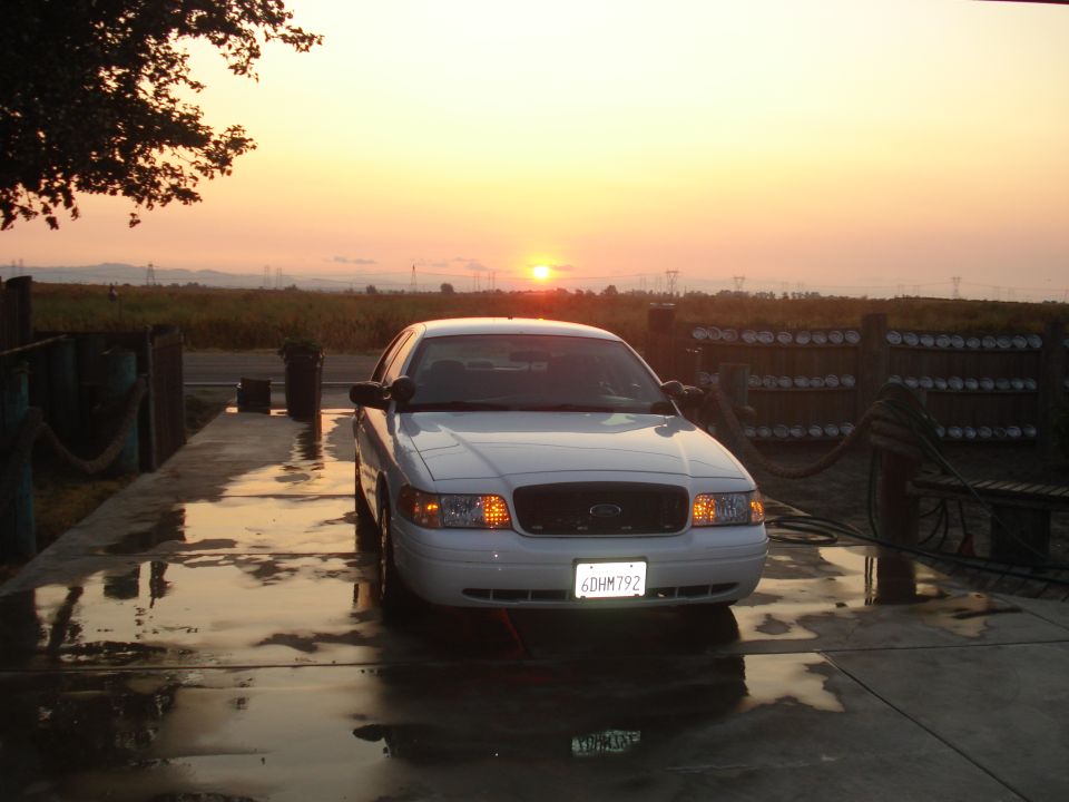 2003 Ford Crown Victoria “Lightshade”
