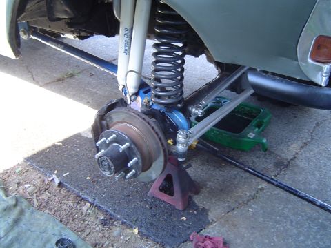 1978 Ford Bronco - Taking apart the passenger side, so I can put the superjoint into the yukon shafts.
