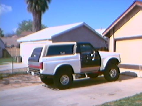 1989 Ford Bronco photo