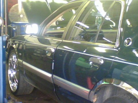 1993 Mercury Grand Marquis - 20+ inch rims....at least the guage pod is still there :(
