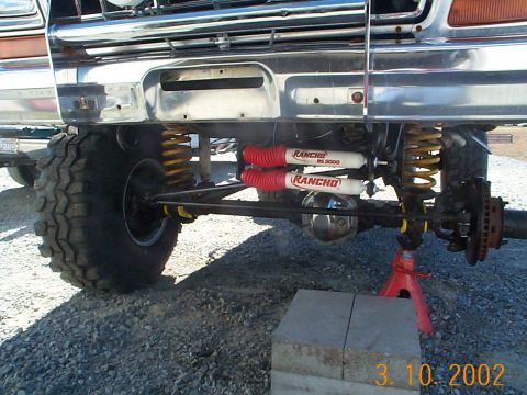 1978 Ford Bronco - New C bushings and stearing links.
