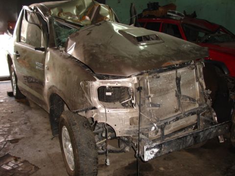 1980 Ford Bronco - donor truck....2006 Toyota Hilux