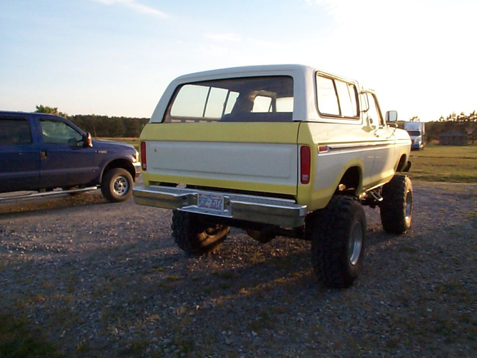 Rear of the Bronco.