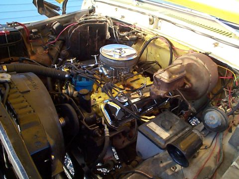 1978 Ford Bronco - Engine compartment.