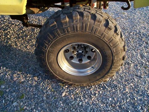 1978 Ford Bronco - 38.5 Super Swamper Radials.