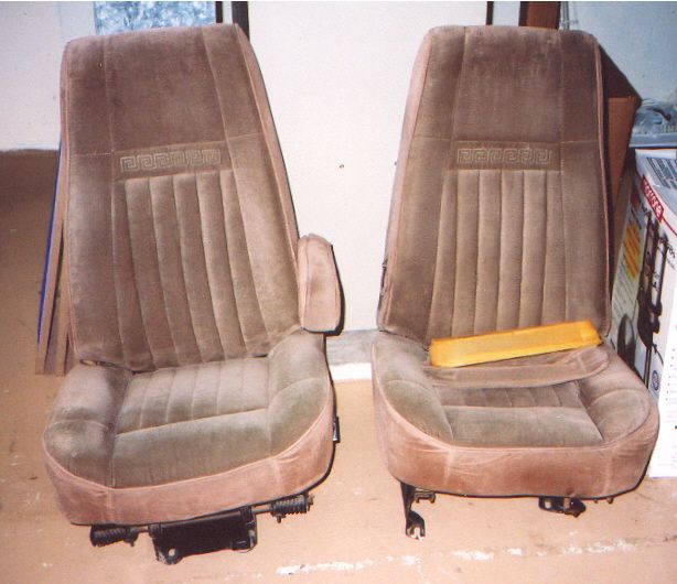 These are out of an 88 Bronco. The only thing wrong with them is they are tan. Easy fix!!