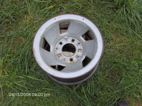 1987 Ford Bronco - gonna be spare rim.