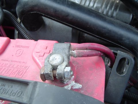1989 Ford Bronco - New bolt and i moved her amp power cable