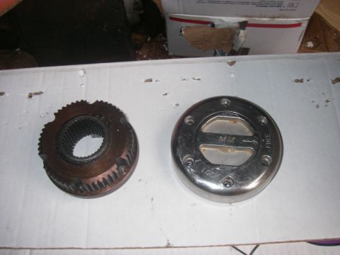 1978 Ford Bronco - 35 spline lockouts