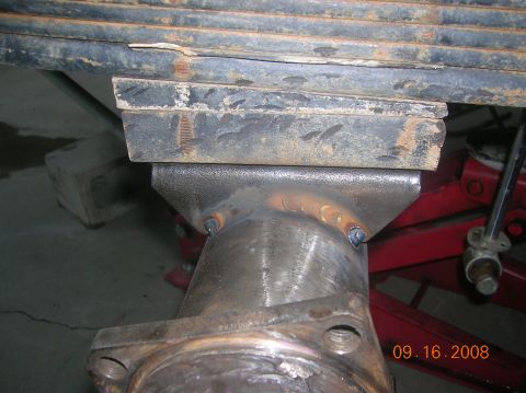 1985 Ford Bronco - outer edges of spring pads welded