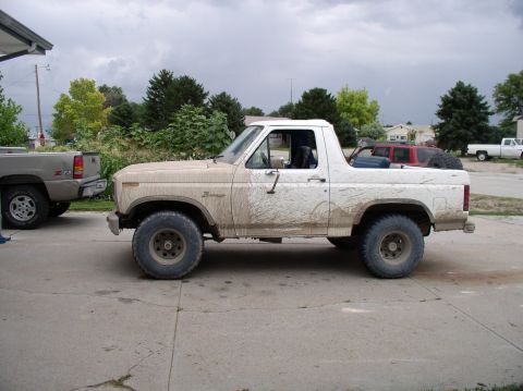 1984 Ford Bronco photo