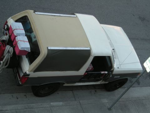 1991 Ford Bronco - This 1991 Ford Bronco has its top removed and is loaded with gear for an outing.