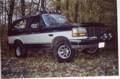 1993 Ford Bronco photo