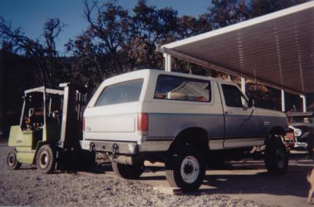 1988 Ford Bronco - before i got the swampers, just finished the swap