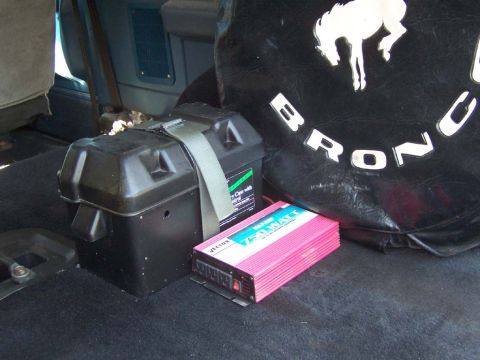 1983 Ford Bronco - Location of battery in back. It's not in a NHRA battery box at present, will add that someday.