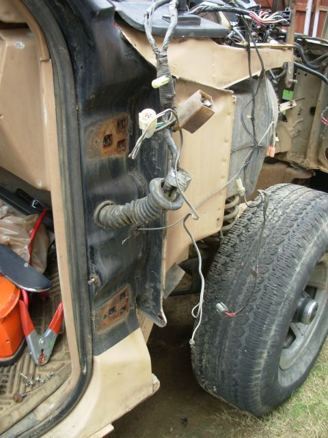 1983 Ford Bronco - The '92-96 door panels interfere with the '80-86 dash slightly, which is why the pad is dimpled & displaced, and the dash skin is abraded.…